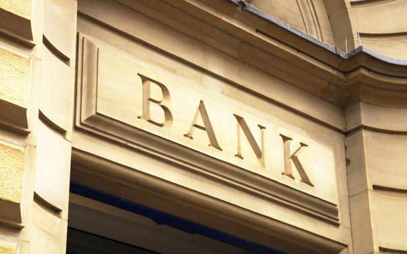Online Lenders vs. Traditional Banks